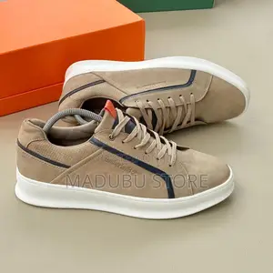 Lv Casual and Timber