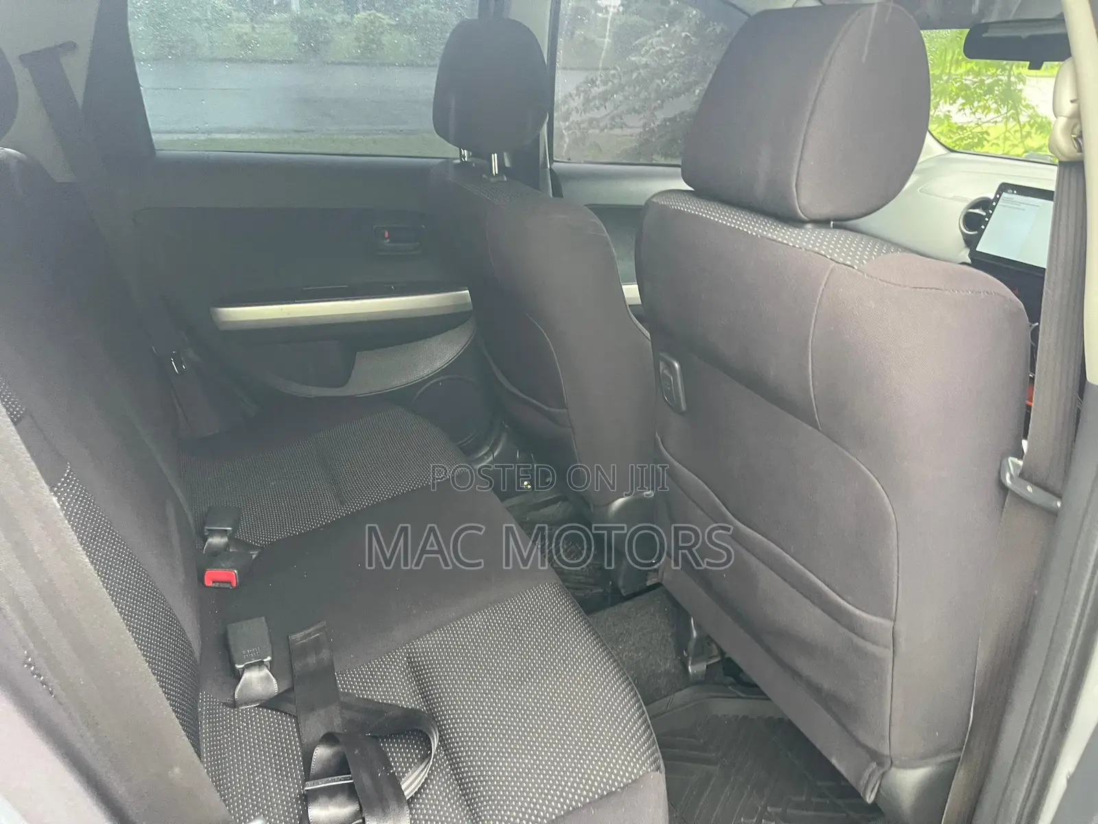 Toyota IST 2003 Silver