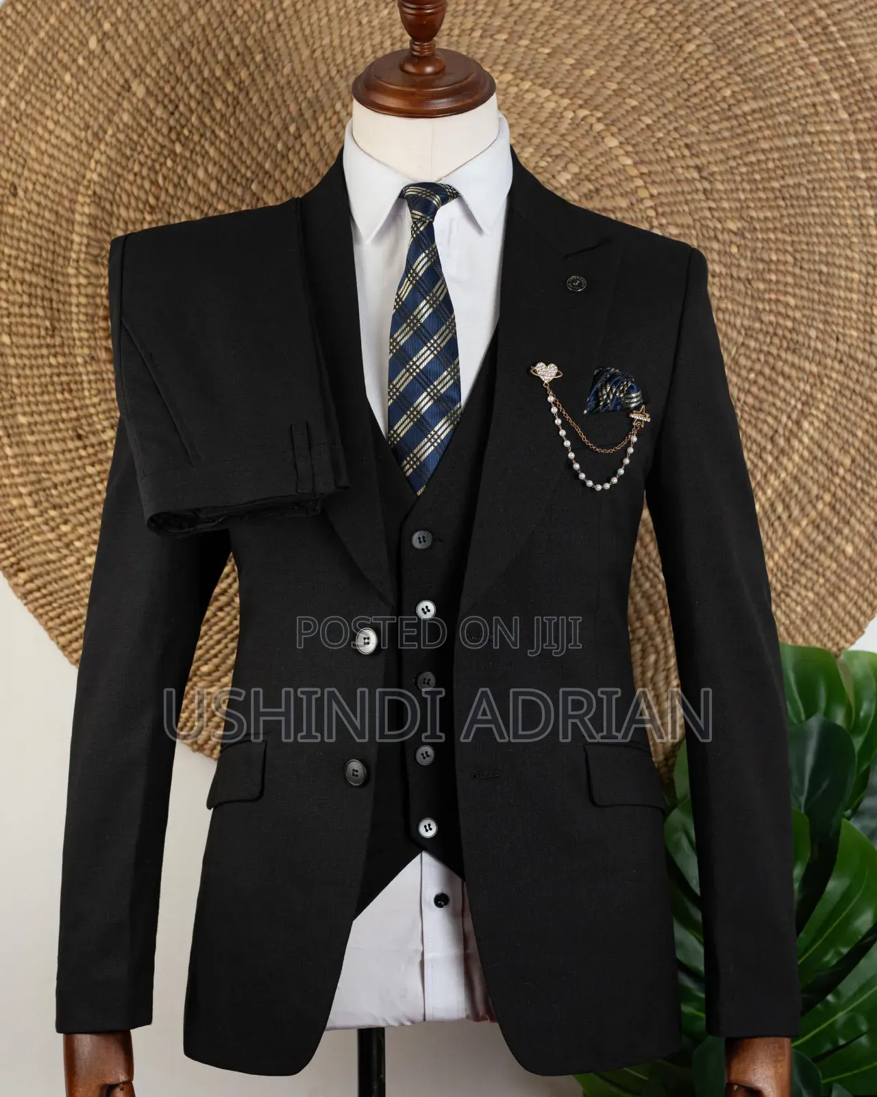 Classic Men Suits|Suti Zipo Tayari–Oder Inapokelewa