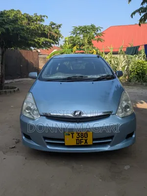 Toyota Wish 2006 Blue