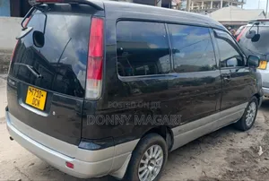 Toyota Noah 2001 Black