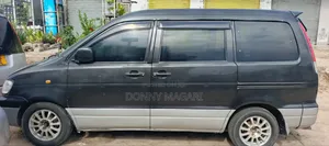 Toyota Noah 2001 Black