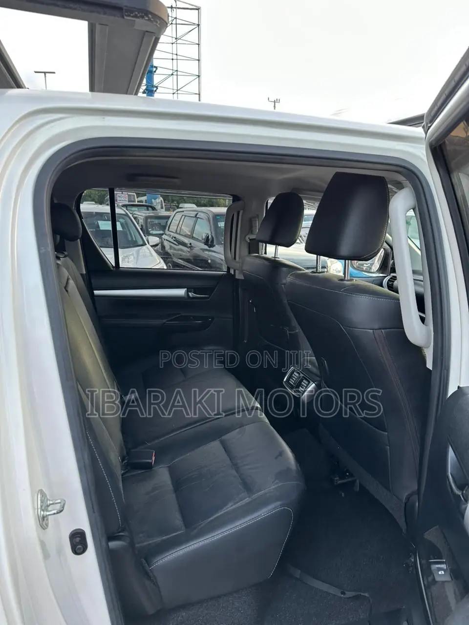 Toyota Hilux 2019 White
