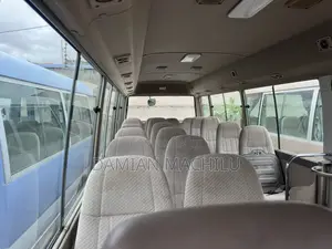 Toyota Coaster 2002 Off white