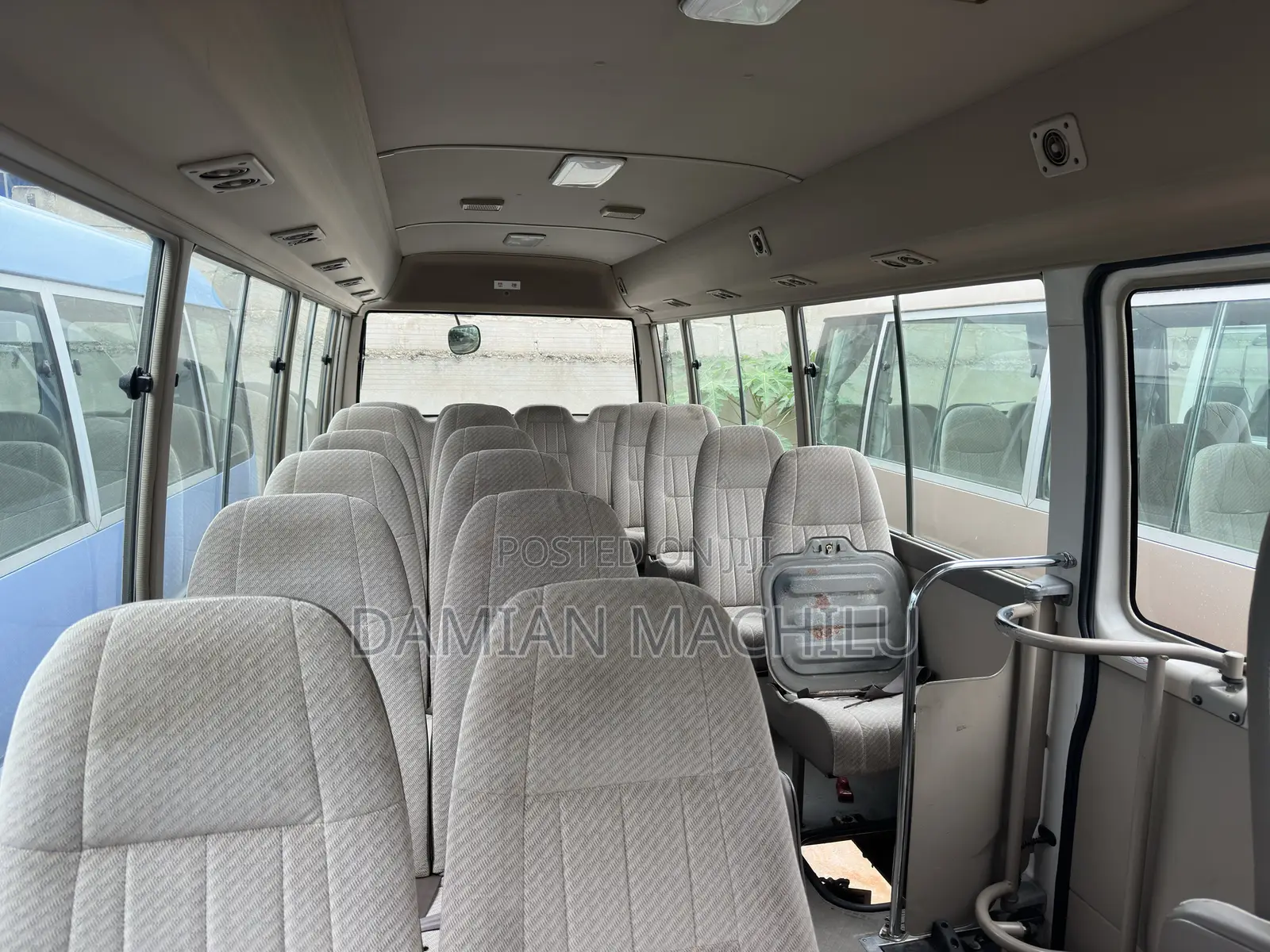 Toyota Coaster 2002 Off white