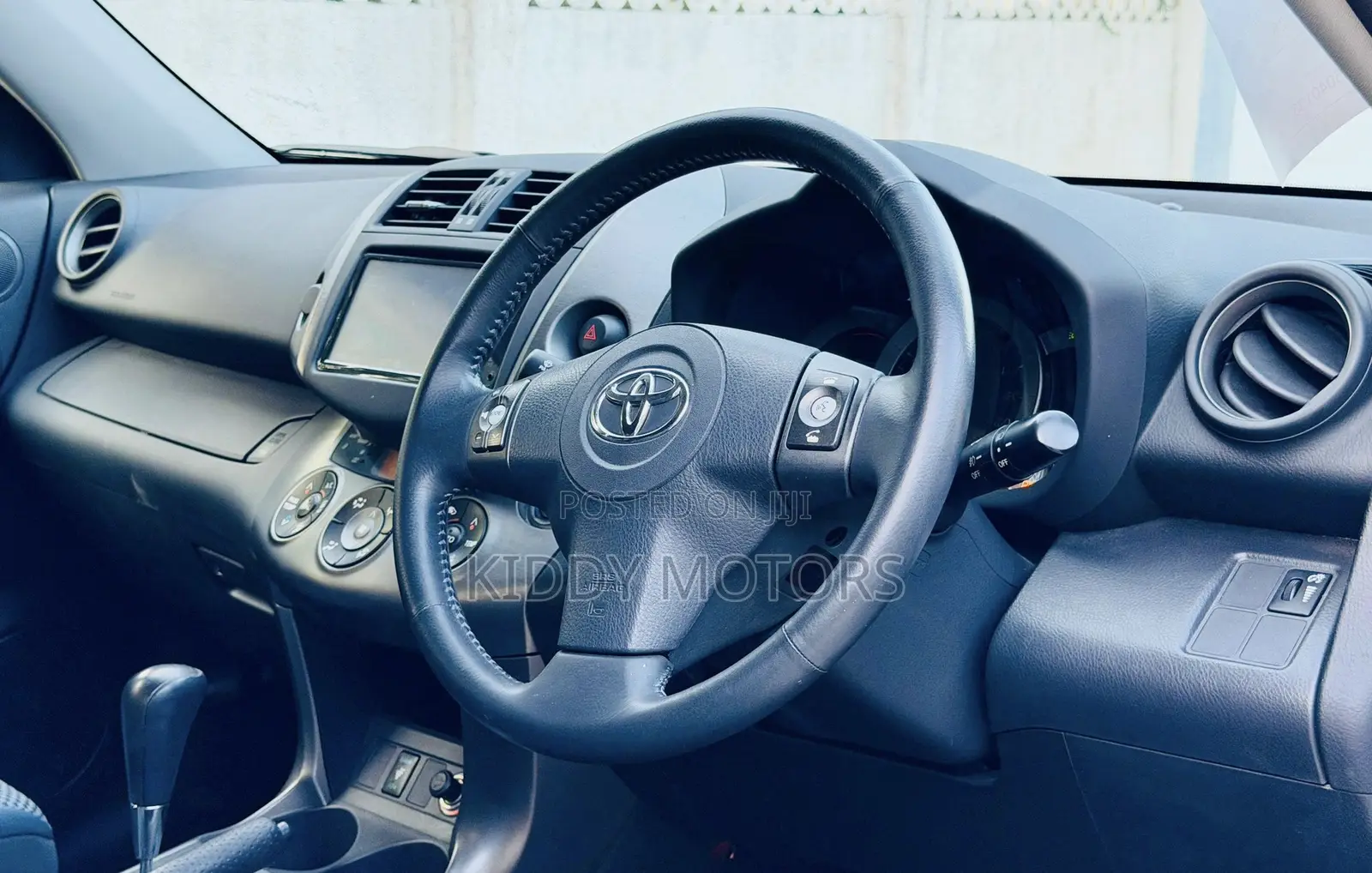 Toyota RAV4 2008 White