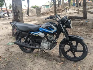 TVS HLX 125 2025 Black