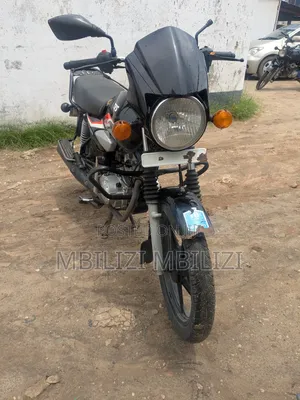 TVS HLX 125 2025 Black