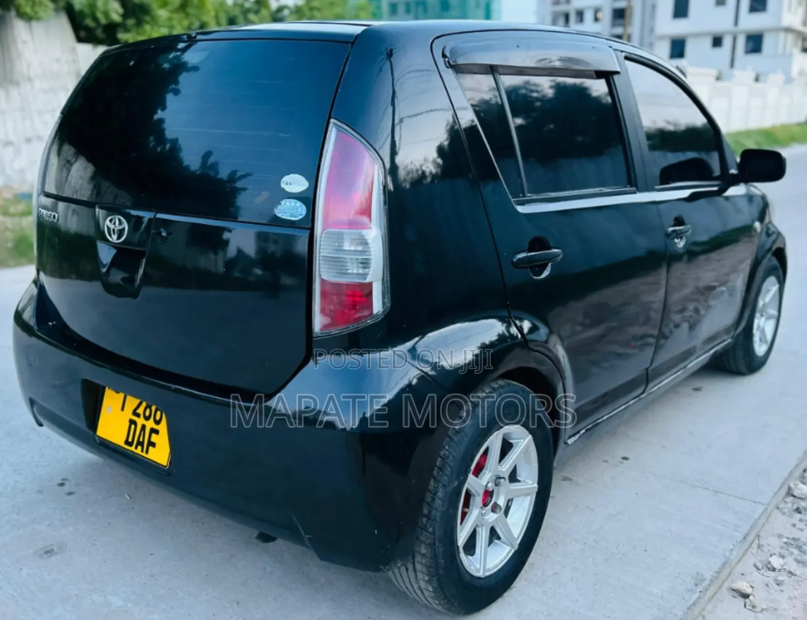 Toyota Passo 1.3 FWD 2005 Black