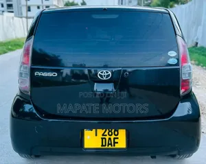 Toyota Passo 1.3 FWD 2005 Black
