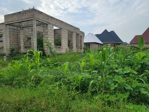 3bdrm Block of Flats in Kabeya Estate, Kahama Ward for sale