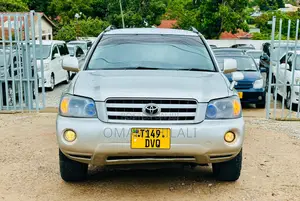 Toyota Kluger 2003 Silver