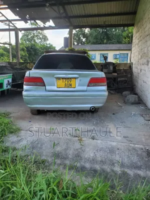Toyota Carina 1999 Silver