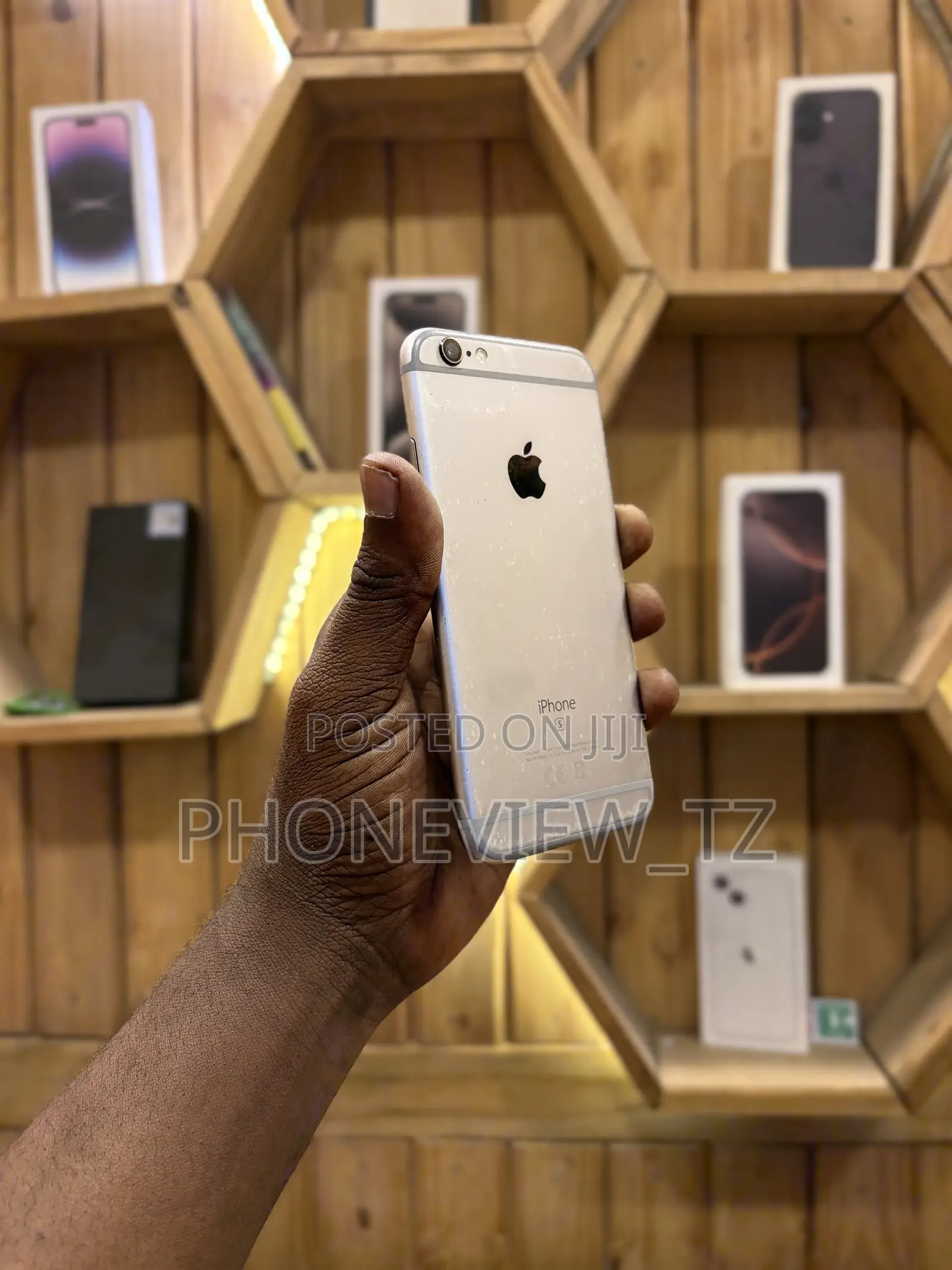 Apple iPhone 6s 32 GB Gray