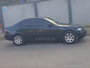 BMW 3 Series 2003 Green