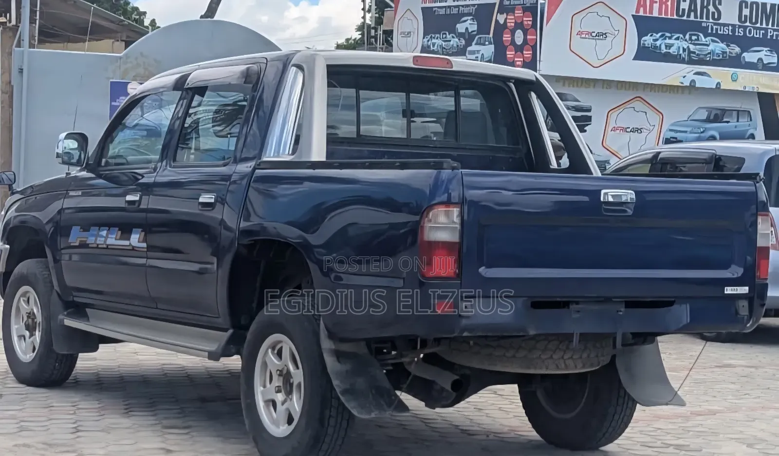 Toyota Hilux 2001 Blue