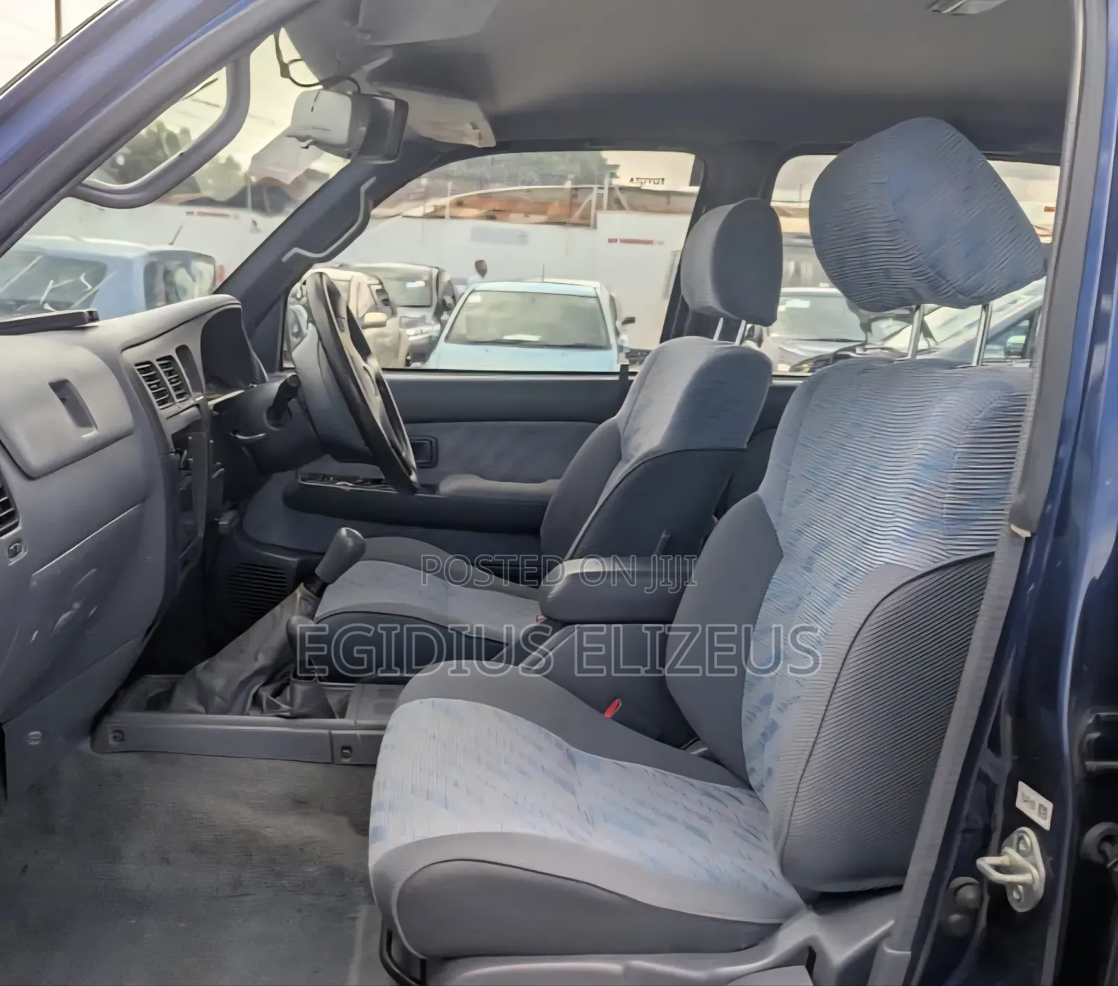 Toyota Hilux 2001 Blue