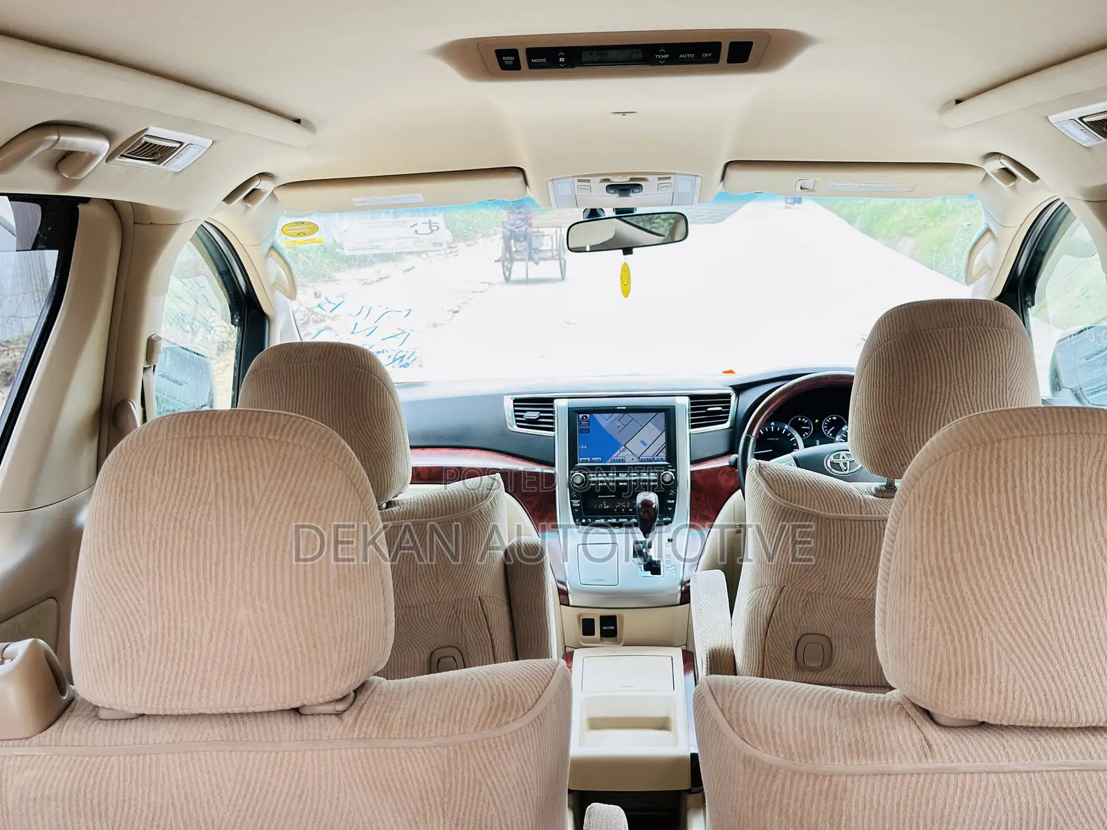 Toyota Alphard 2.4 Petrol FWD 2010 Silver