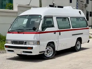 Nissan Caravan (Urvan) 2002 White