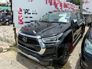 Toyota Hilux 2023 Black