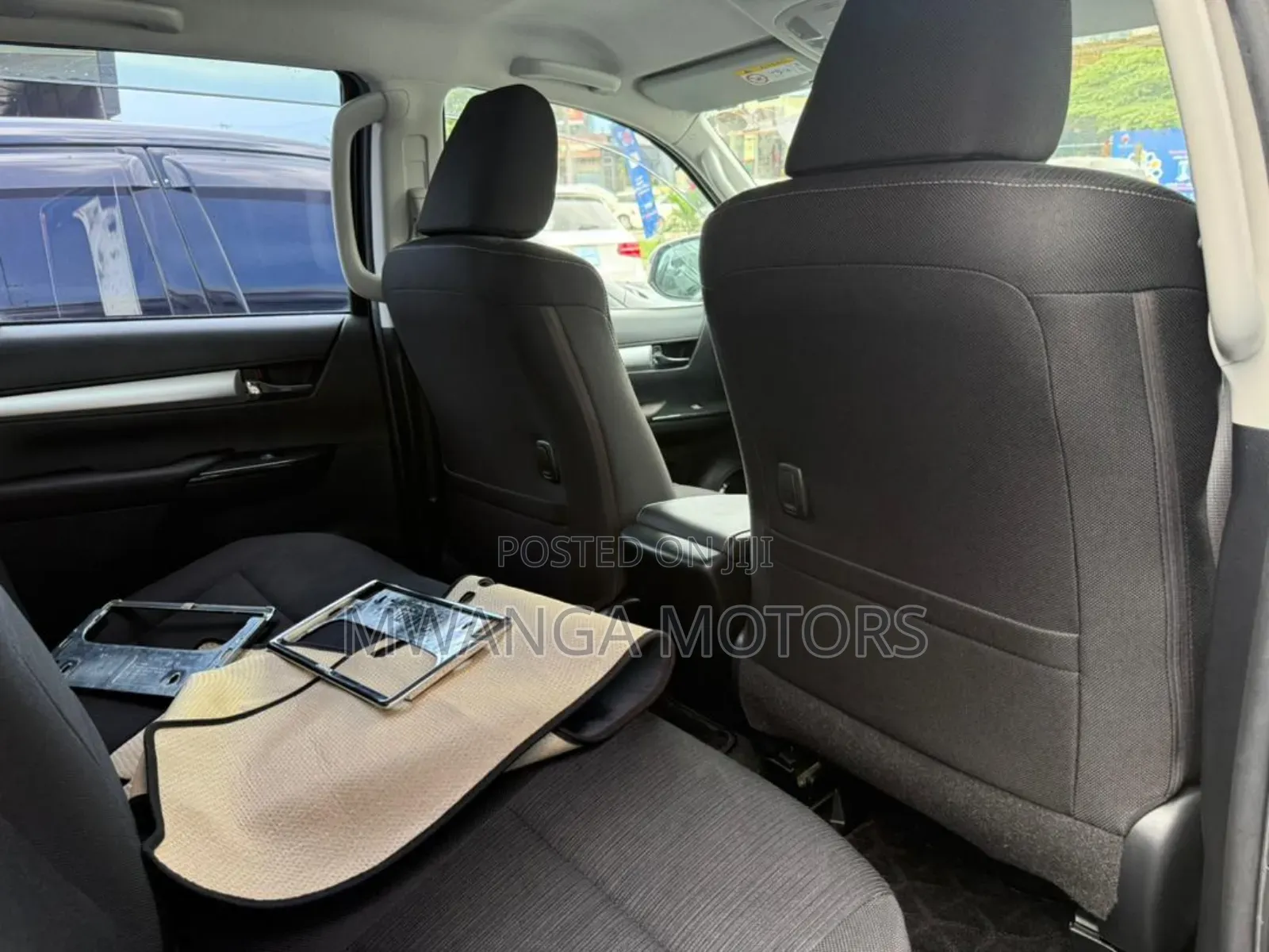 Toyota Hilux 2023 Black