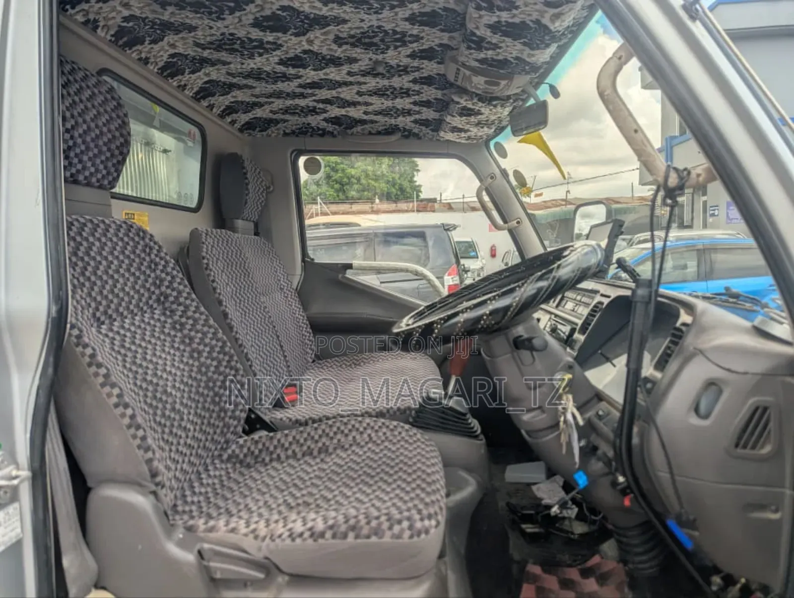 *Mitsubishi Canter Truck* *Category:Dump Truck*