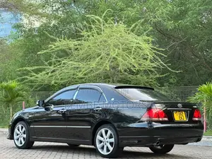 Toyota Crown 2006 Black