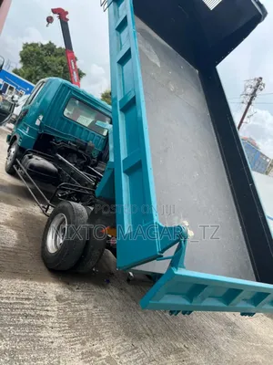 Fuso Tiper Engine 6d17 Color Blue Long Tray Address