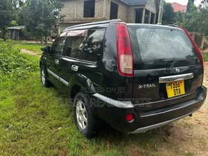Nissan X-Trail 2005 Black