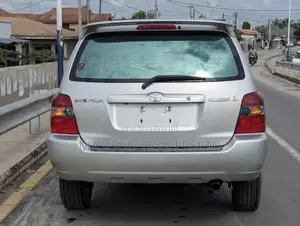 Toyota Kluger 2006 Silver