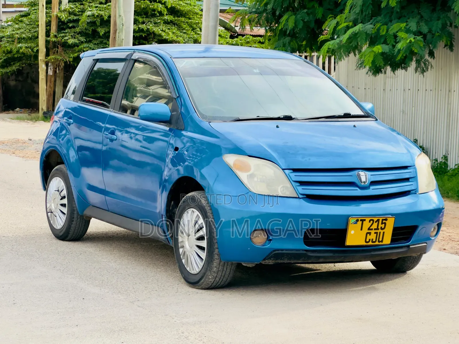 Toyota IST 2003 Blue