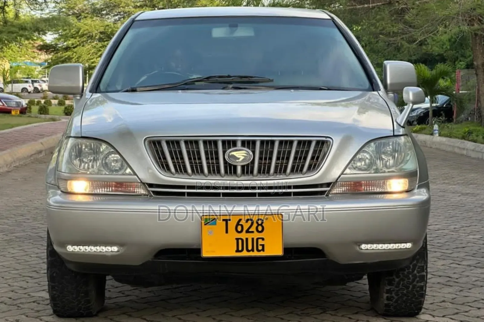 Toyota Harrier 2003 Silver