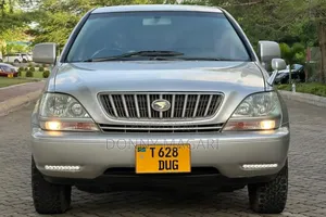 Toyota Harrier 2003 Silver