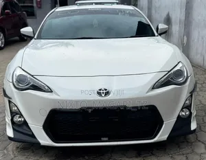 Toyota GT86 2015 White