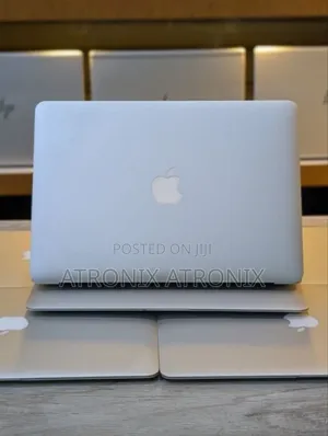 Laptop Apple MacBook Air 2017 8GB Intel Core i7 SSD 256GB