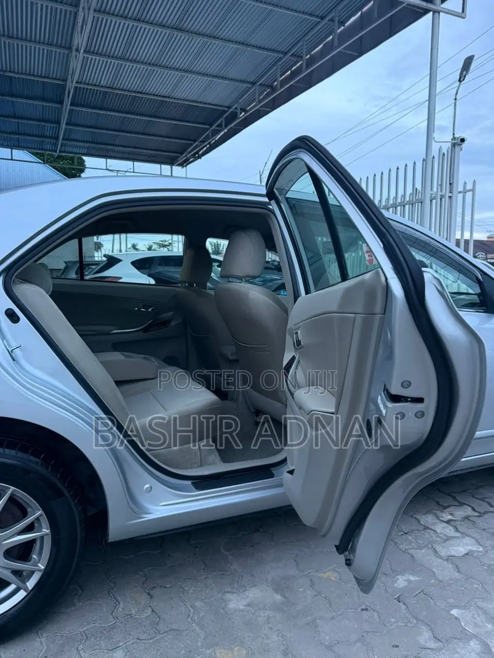 Toyota Premio 1.8 FWD 2010 Silver