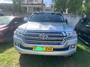 Toyota Land Cruiser 2017 Silver