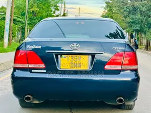 Toyota Crown 2006 Black