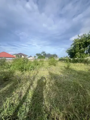 Plot for Sale CQMT 3400 Bei Million 500