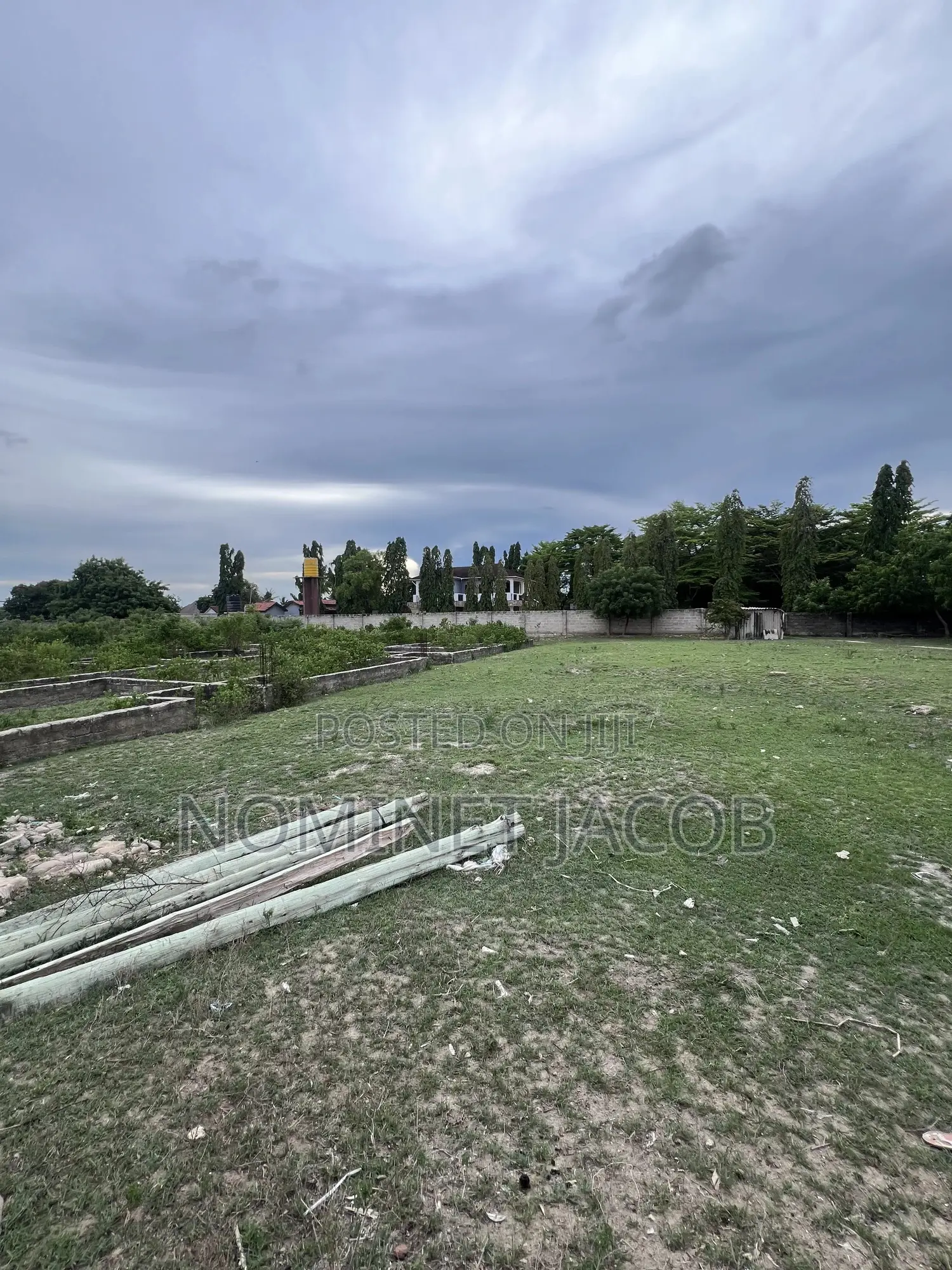 Plot for Sale Location Bahari Beach