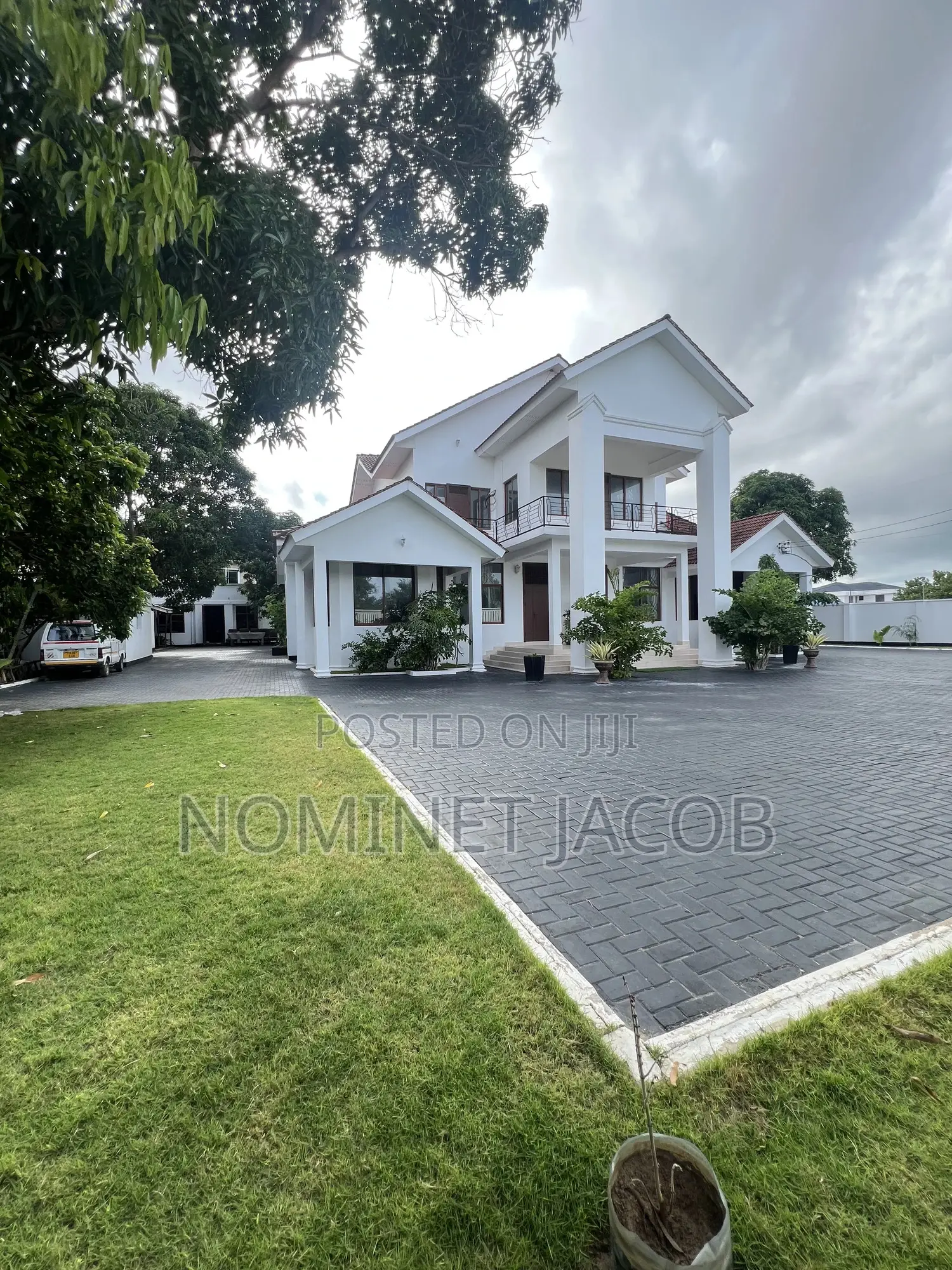 5bdrm House in House, Mbweni for sale