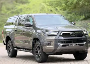 Toyota Hilux 2021 Beige
