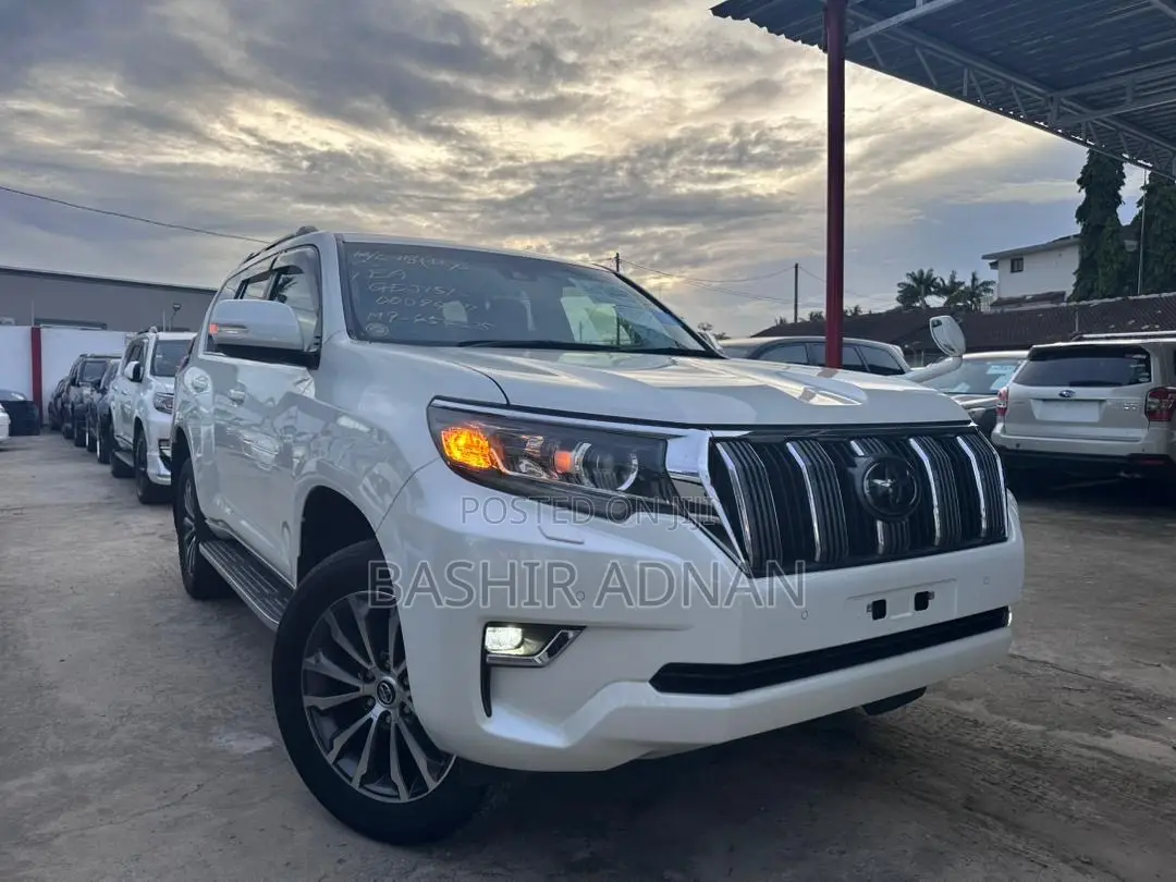 Toyota Land Cruiser Prado 2.8 2020 Off white