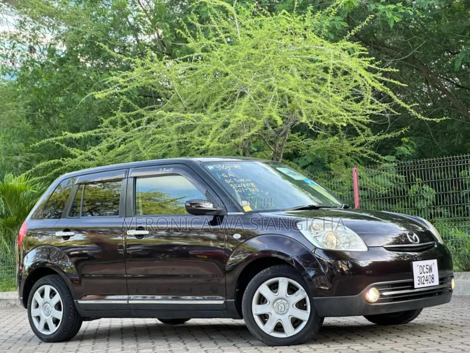 Mazda Verisa 2008 Black