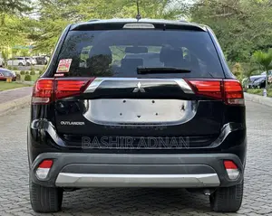 Mitsubishi Outlander 2015 Matt Black
