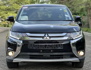 Mitsubishi Outlander 2015 Matt Black