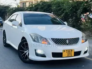 Toyota Crown 2008 White