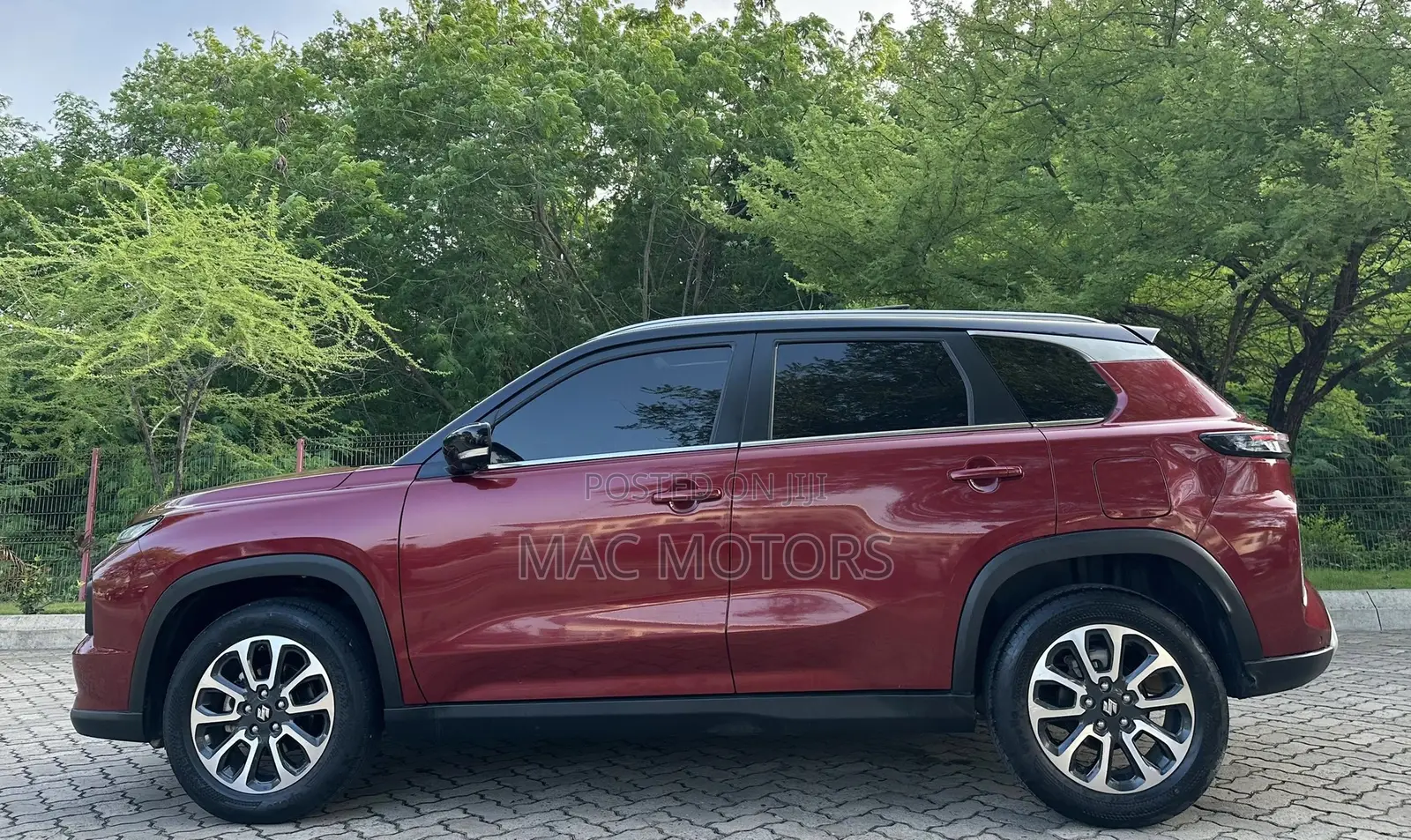 Suzuki Grand Vitara 2023 Maroon