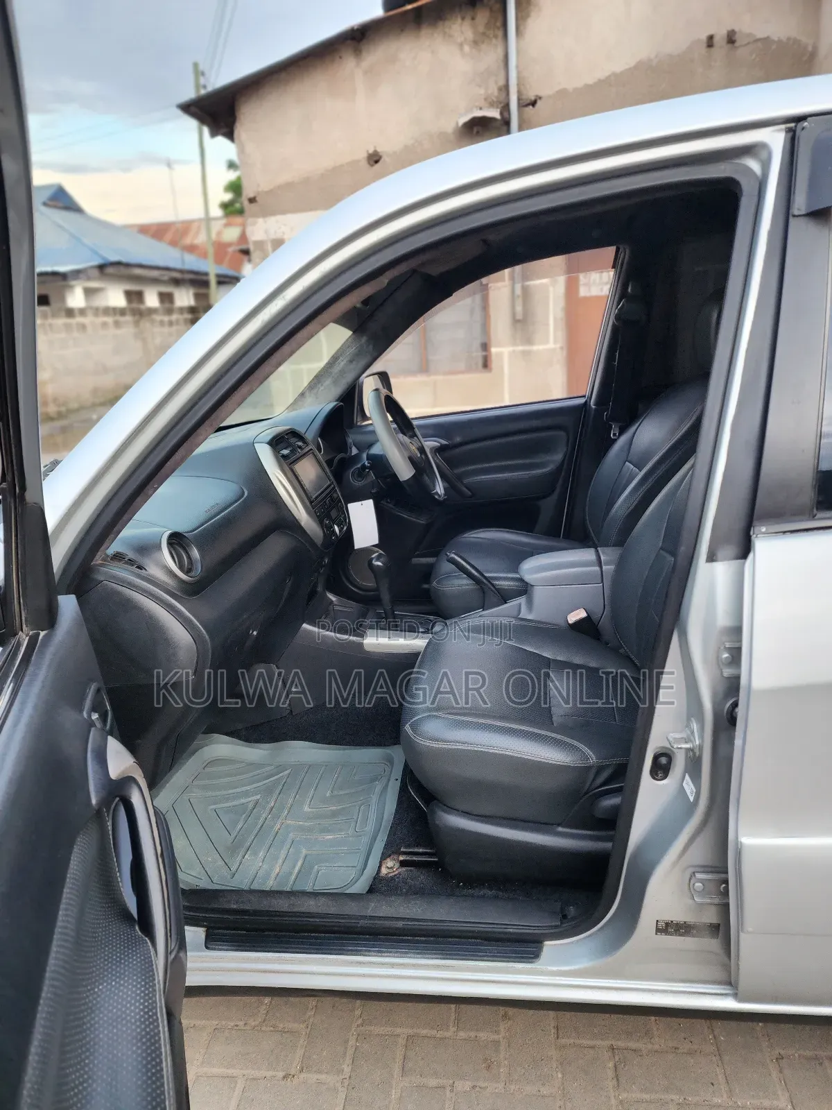 Toyota RAV4 2004 Silver