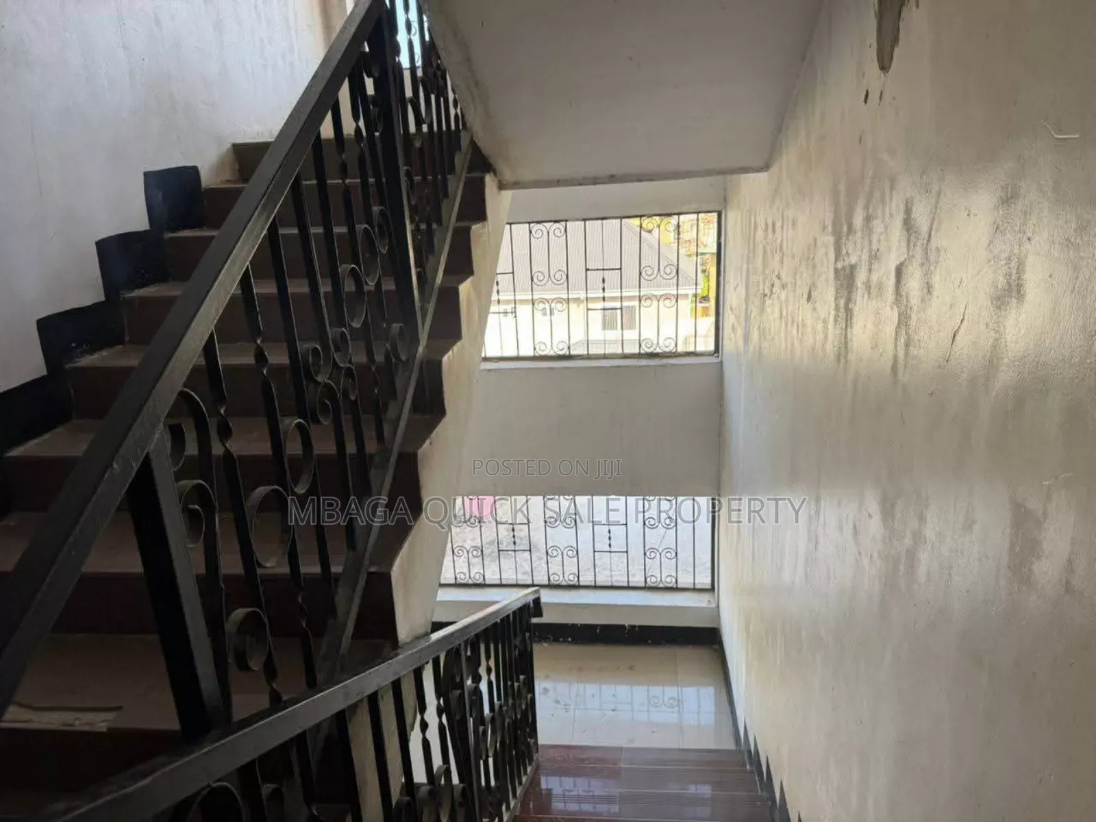 3bdrm Apartment in Msasani for sale